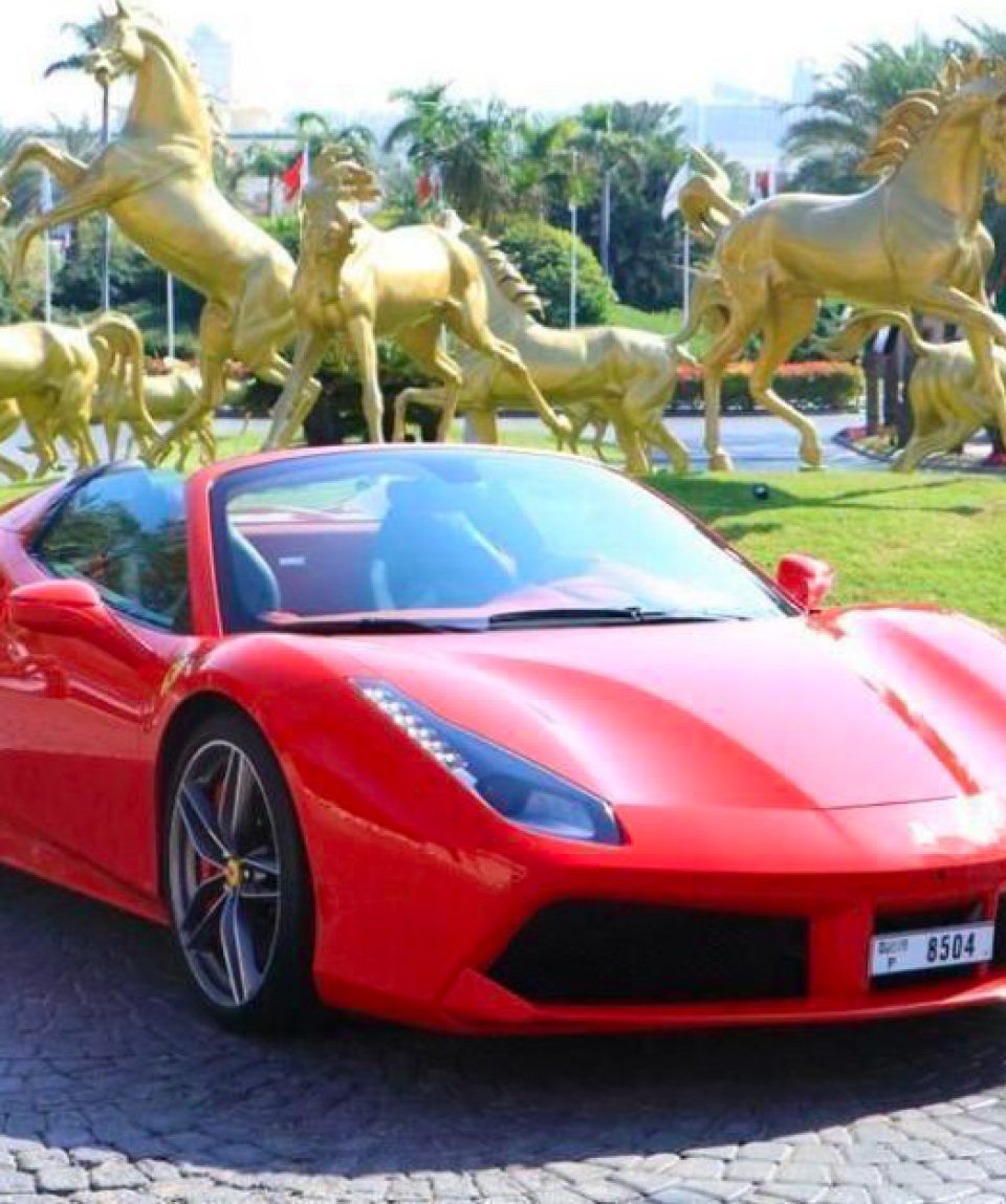 Tips-to-rent-a-ferrari-in-dubai-V015